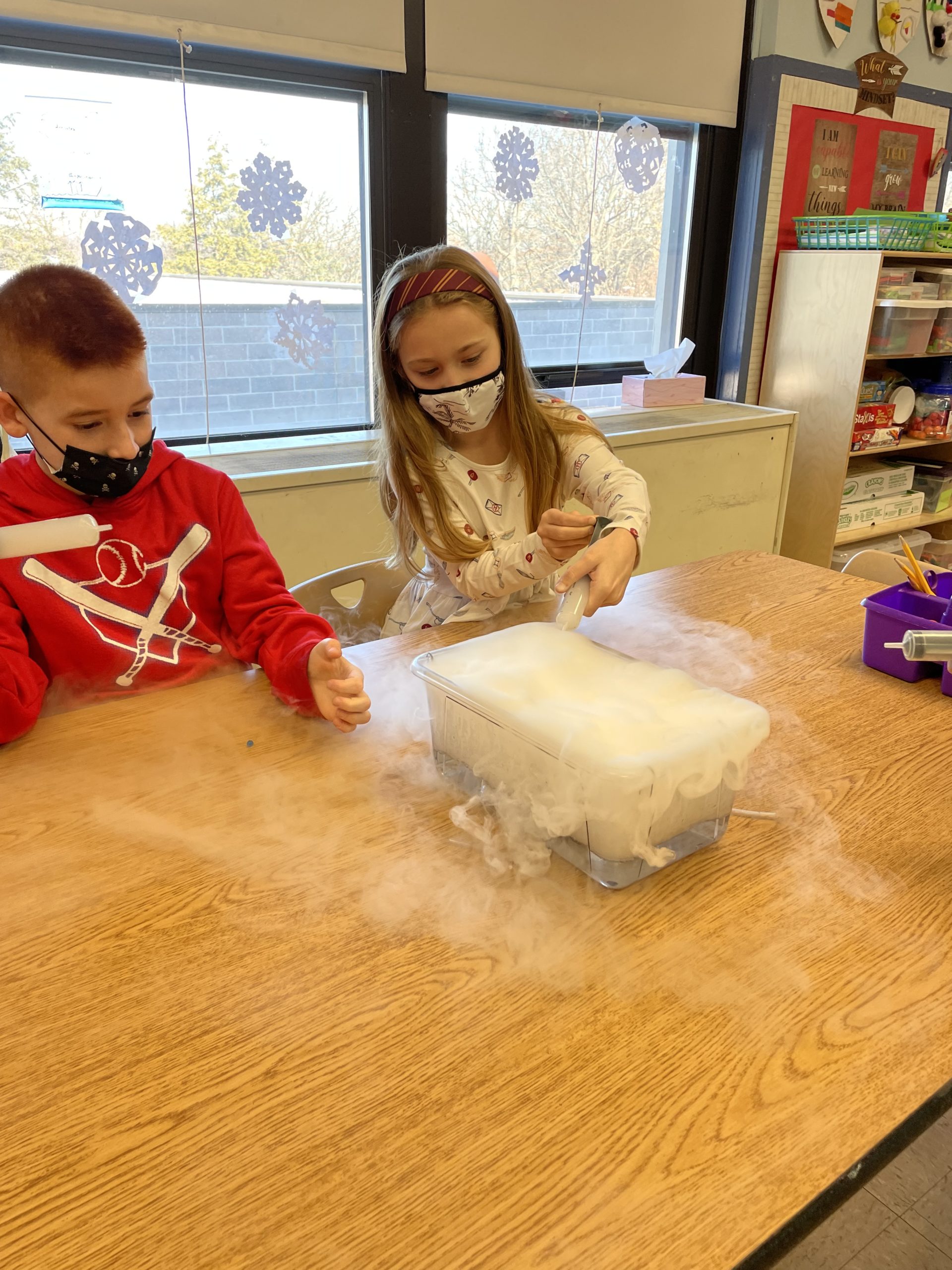 Students Learn About Properties of Matter - Lincoln School